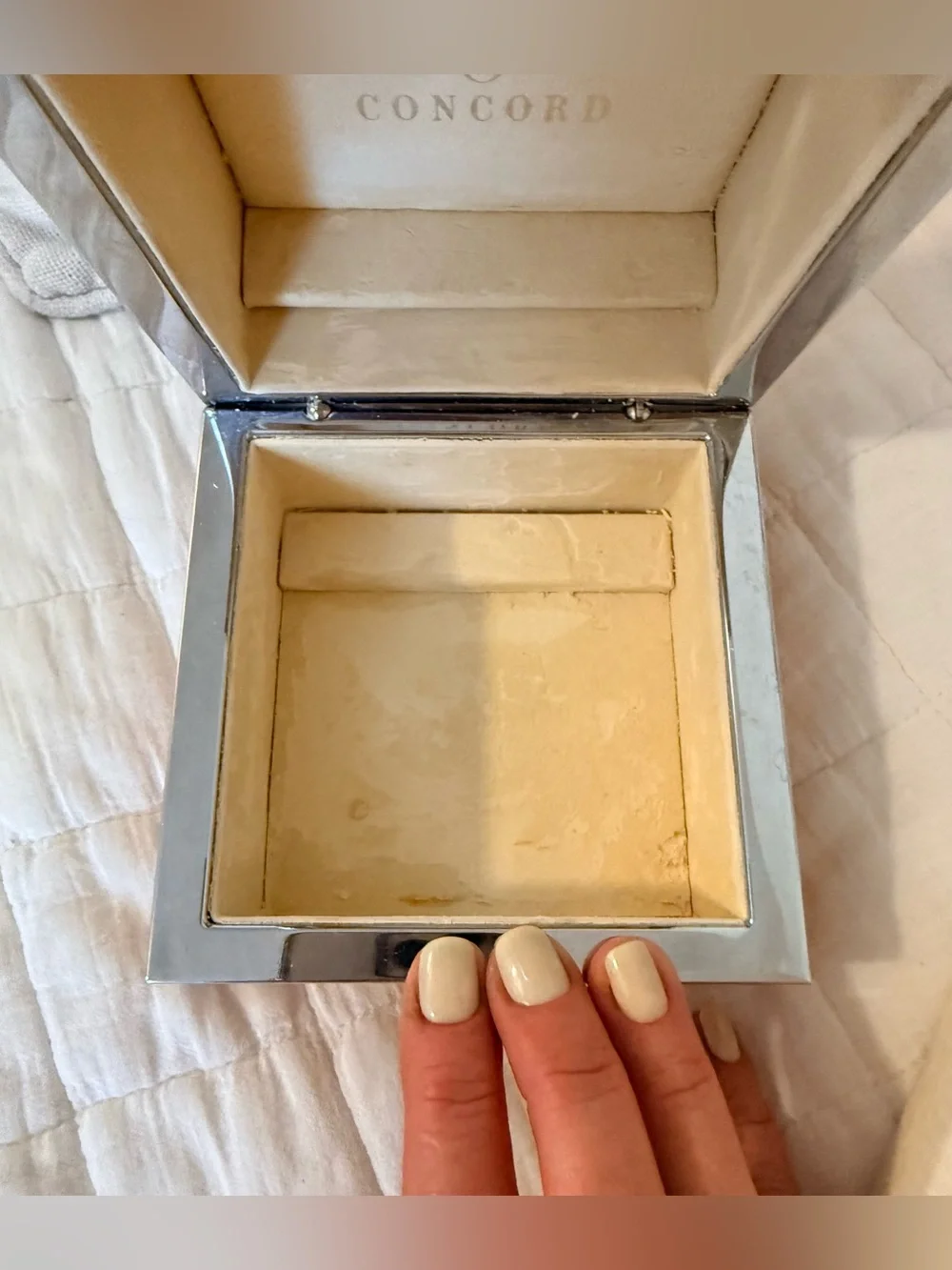 Original Concord Watch Co 382 8-Day Folding Travel Alarm Clock Box Burl Wood